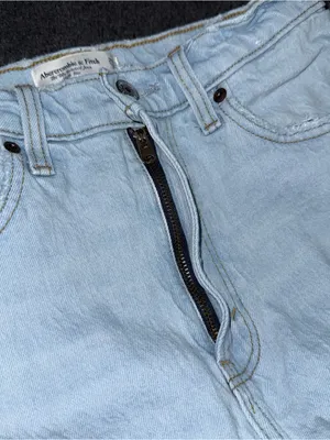 Abercrombie Fitch Jeans 90s Relaxed High Rise Light Wash Denim Distressed 2 LONG thumbnail 7