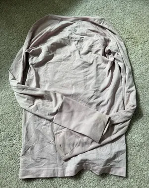 Lululemon Swiftly Long Sleeve Tech  thumbnail 1