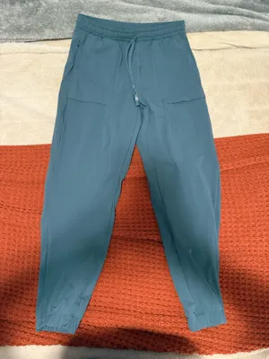 Fabletics Joggers Women’s thumbnail 1