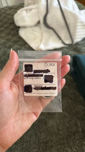 Oura Ring 4 - Gold Size 6 thumbnail 1