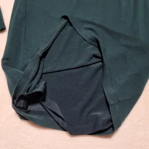 Tight fitting dress thumbnail 3