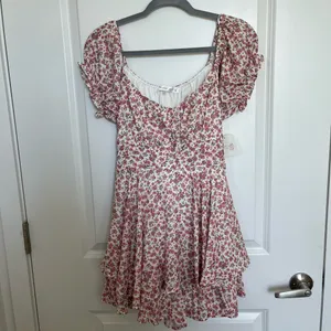 NEW Altar’d State Floral Romper Size XL NWT thumbnail 2