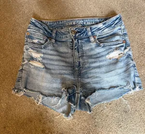 American Eagle Light Wash Distressed Hi Rise Shortie Denim Shorts Size 2 thumbnail 1