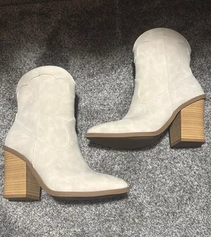 Lauren Conrad Western Block Heel Boots thumbnail 1