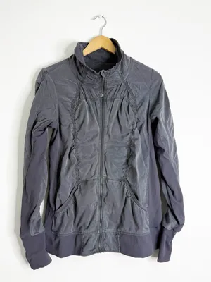 Lululemon Reversible Zip Jacket Gray Ruched Yoga Jacket Size 10 thumbnail 11