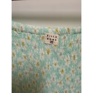 Billabong Mint Green Daisy Floral Smocked Off Shoulder Maxi Dress NWT Size Large thumbnail 8