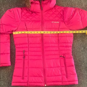 Columbia Women Fuchsia Puffer Jacket with Faux Fur Hood Size S thumbnail 3