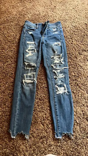 American Eagle Jeans thumbnail 1