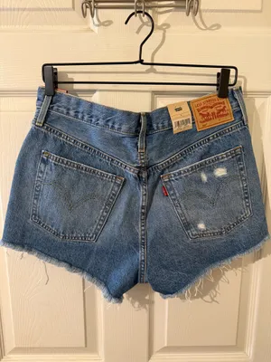 Levi's Women's Distressed Denim Shorts - Light Blue thumbnail 4