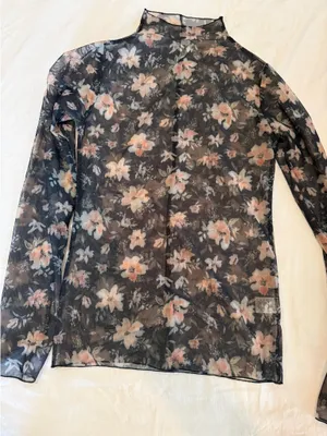 New In Black Floral Sheer Mesh Long Sleeve Top Size Medium thumbnail 1