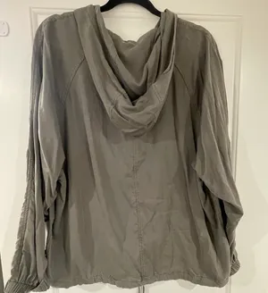 Lululemon City Stroll Green Cropped Zip Pullover Hoodie Size 12 thumbnail 3