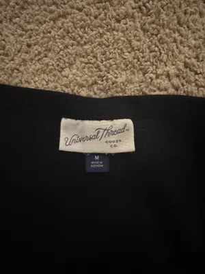 Universal Threads Ribbed Black Crop Top Scoop Neck thumbnail 2