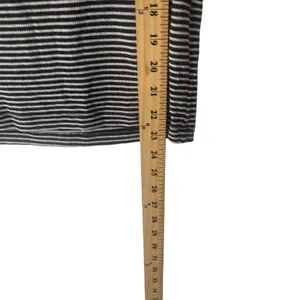 Banana Republic‎ Women XS Striped Soft Short Sleeve Button Back Shirt thumbnail 9