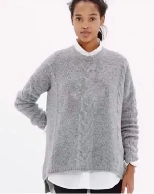 ✨Madewell Navy Easy Cable Knit Merino Wool Sz XS Sweater✨ thumbnail 1