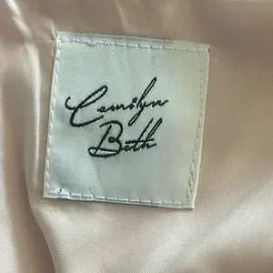 Camilyn Beth Off-Shoulder Dress‎ thumbnail 5
