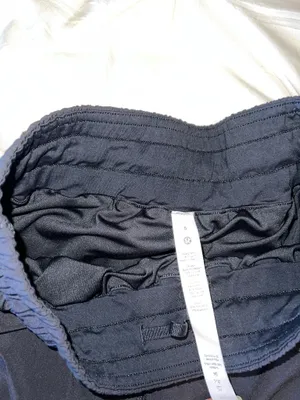 Lululemon Shorts Track That 5" Mid-Rise Black Lined 6 thumbnail 2