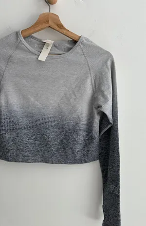 PINK - Victoria's Secret Ombré Workout Long Sleeve thumbnail 2