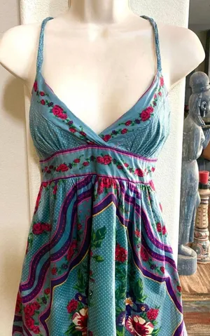 Like new summer dress with adjustable tie back waist. Sz S thumbnail 2
