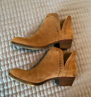 Lucky Brand Booties Ankle Suede thumbnail 1