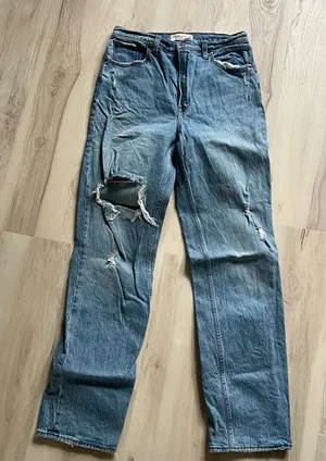 Abercrombie and Fitch jeans size 8L thumbnail 1