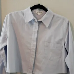 Cropped Light Blue Button Down Size XS thumbnail 1
