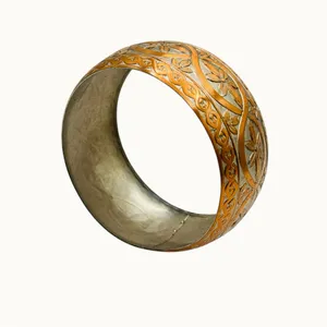 Vintage Etched Wide Bangle Bracelet Floral Scroll Copper and Silver Tone thumbnail 7