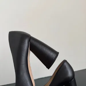 Louise et Cie Women's Jayant Black Leather Block Round Work Heel Pumps Size 6.5 thumbnail 5