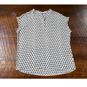 Pleione‎ Short Sleeve Blouse w White/Black Geo Pattern Dolman Sleeves Career - M thumbnail 3