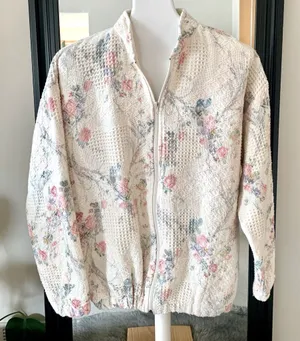 Quilted Heart Floral Long Sleeve Jacket Size L thumbnail 1