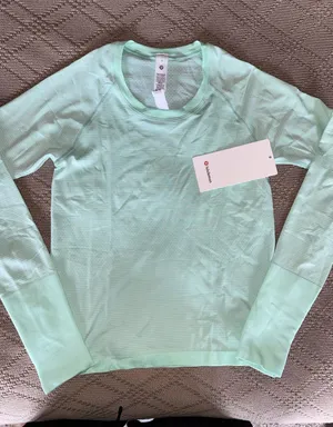 Lululemon Swiftly Tech Long Sleeve thumbnail 1