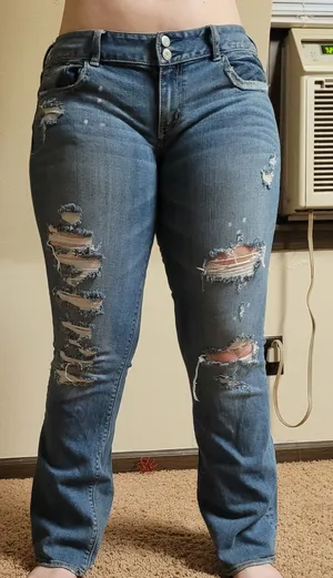 stressed jeans Size 12 thumbnail 1