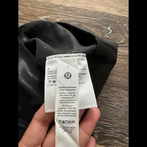 Lululemon Align High Rise 28” Shine Radiate Foil Black Size 2 NWT thumbnail 6