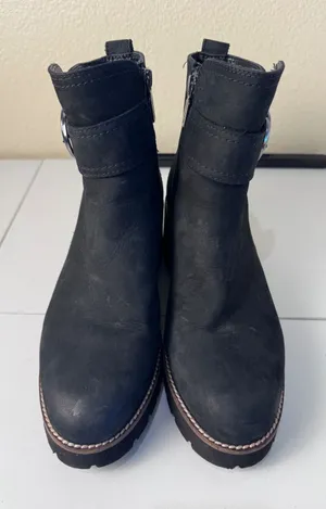 Blondo Waterproof Black Leather Ankle Boots Women 9 Buckle Lug Sole Platform thumbnail 1