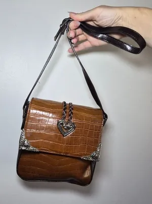 Western Y2K Croc-Embossed Y2K Heart Accent Shoulder Bag - Brown/Ta thumbnail 1
