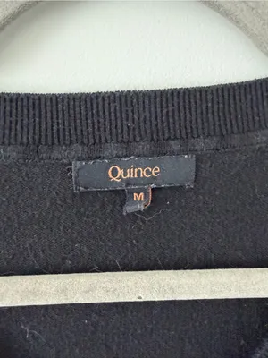 Quince Lightweight Cotton Cashmere V Neck Business Casual Black Sweater M thumbnail 2