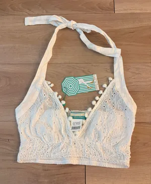 Revolve top thumbnail 1
