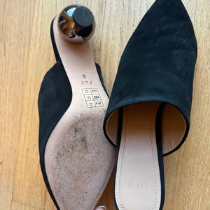 Chic Black Mules with Spherical Heel Size 8 thumbnail 5