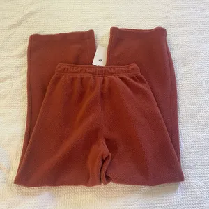 Nike women’s plush teddy fleece Sherpa cozy fall winter wide leg pants thumbnail 5