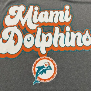 New Era Licensed NFL Team Apparel Miami Dolphins Tee Sportswear T-shirt Football thumbnail 2