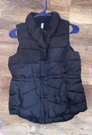 Puffer Vest thumbnail 1