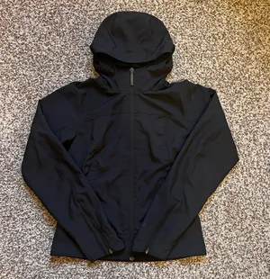 Jacket thumbnail 1
