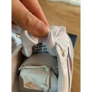 Tommy Hilfinger white sneakers size 6.5 new thumbnail 6
