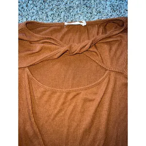 Lush Women's Brown Long Sleeve Crop Top size small‎ thumbnail 4
