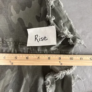 Aeropostale Aero Cheeky Short Size 00 Army Green Camouflage Short Mini Gorpcore Y2K Fray Hem thumbnail 11