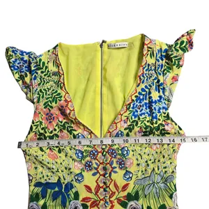 Alice + Olivia Hadley Button Front Dress in‎ Wildflower Daffodil Size: 2 thumbnail 6