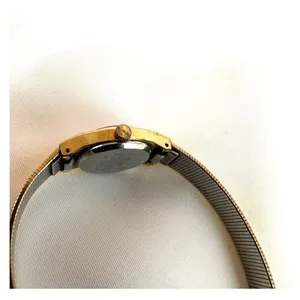 Pulsar gold tone stainless steel vintage watch thumbnail 9