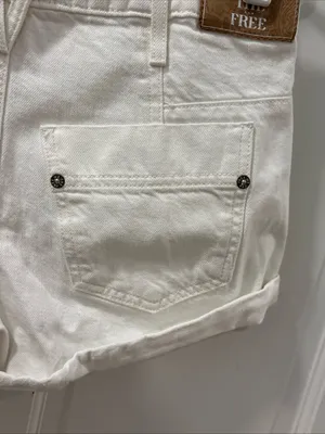 We The Free Women’s Beginners Luck Low Rise Slouch Shorts Size 25 White EUC thumbnail 2