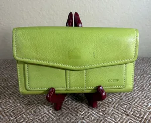Fossil Green Leather Wallet thumbnail 1