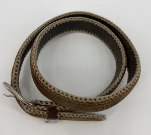 Vintage Guess USA Y2K Belt Sz M Whipstich Retro Indie Festival Heritage Embossed thumbnail 1