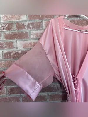 Victoria’s Secret Gold Label Satin Robe One Size Pink Vintage Coquette Feminine thumbnail 4